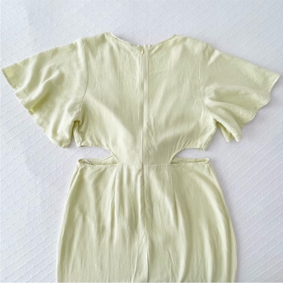 NWOT Lulus Summer Journey Light Green Tie-Front Cutout Midi Dress Medium - Picture 5 of 7